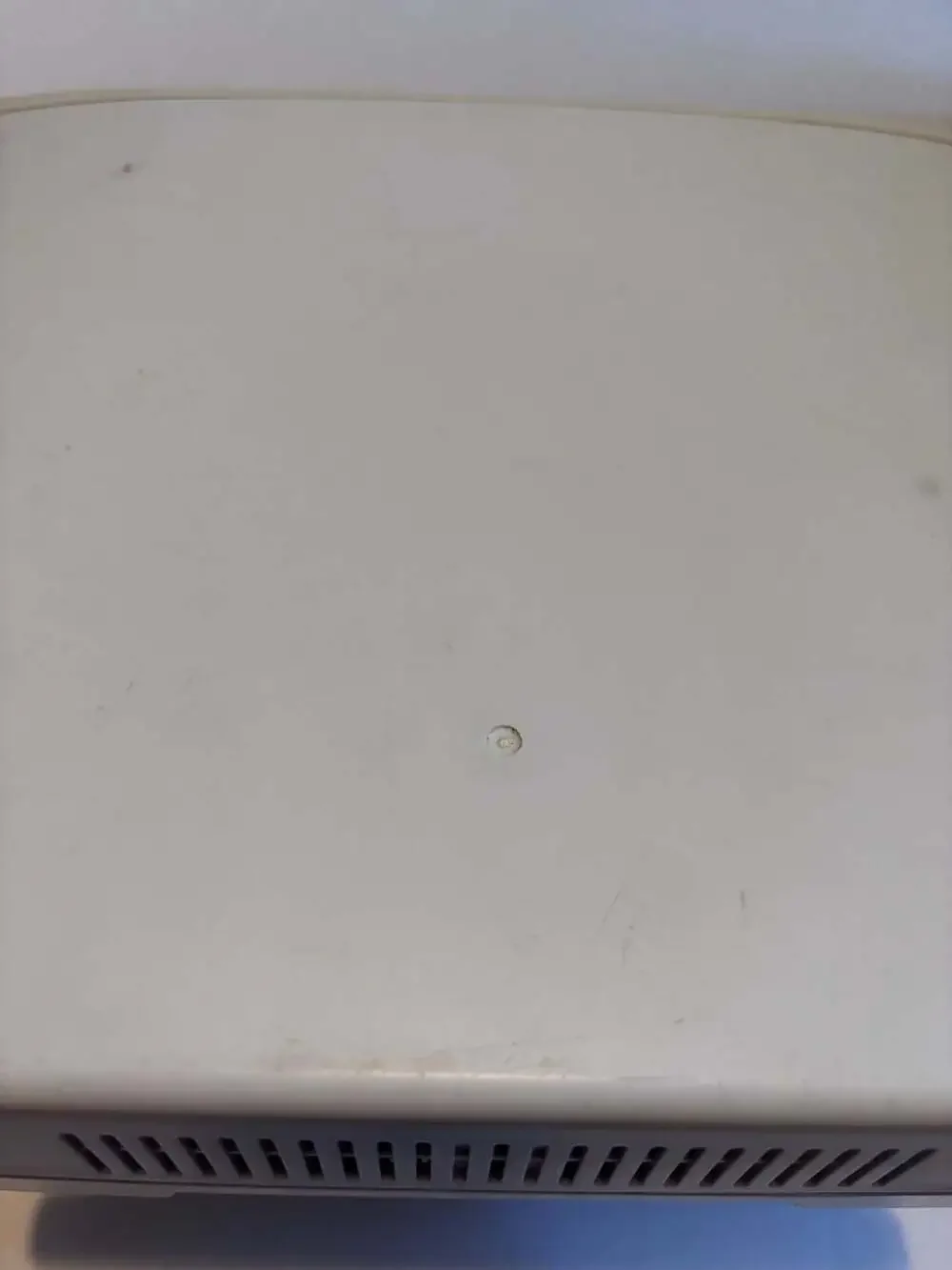 Sony yellowing staining